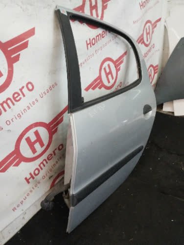 Puerta Trasera Izquierda Peugeot 206 2005 - 4939890
