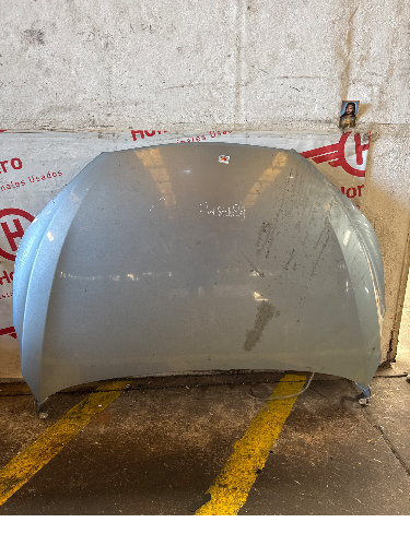 Capot Toyota Yaris 2017 - 6454415