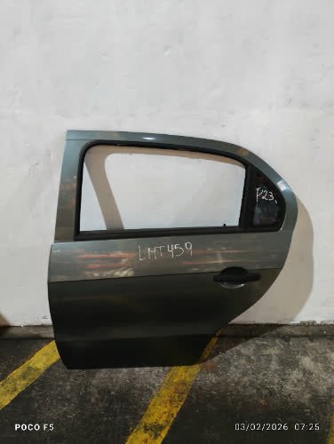 Puerta Trasera Izquierda Volkswagen Voyage 2012 - 7026087