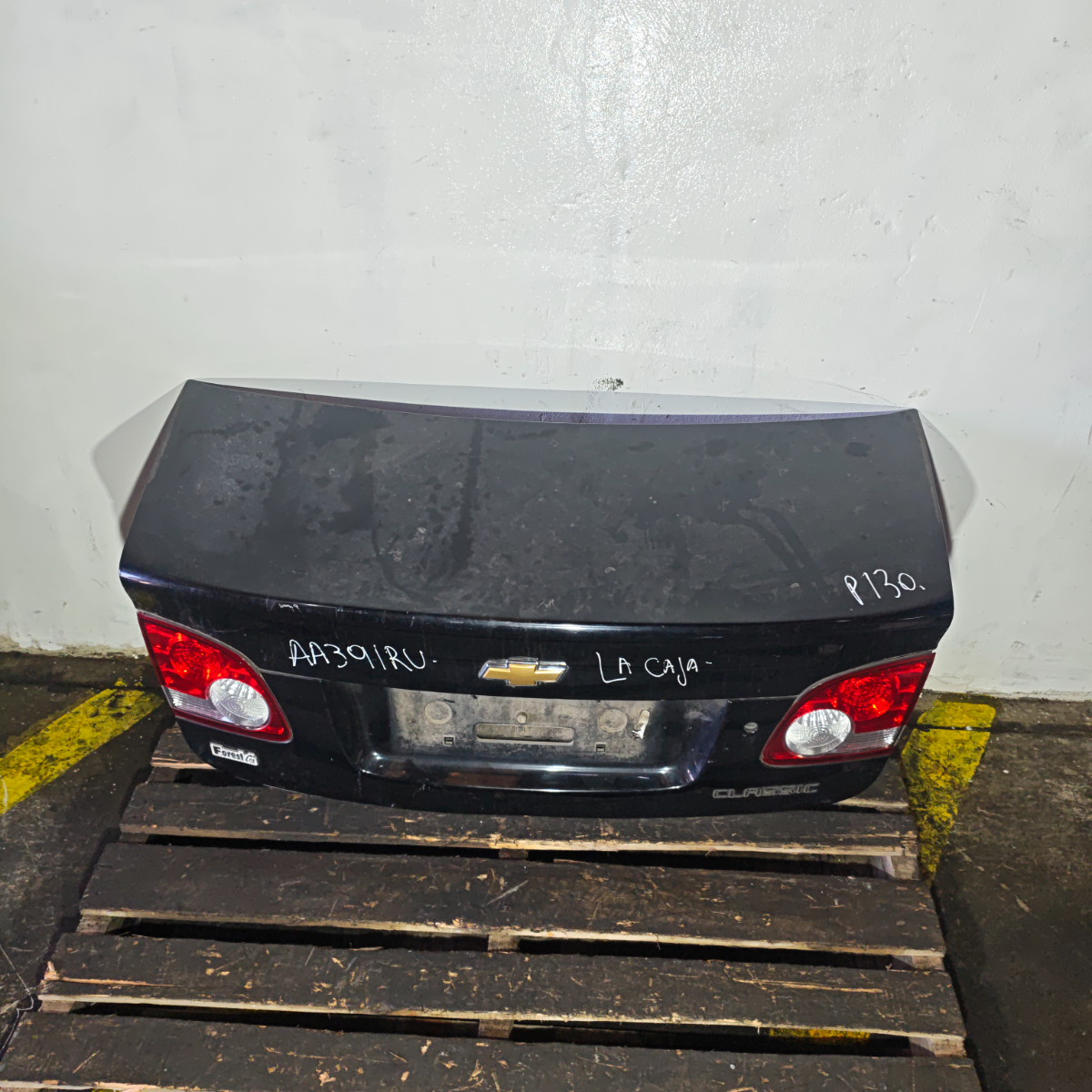 Tapa De Baul Chevrolet Classic 2016 - 7654887