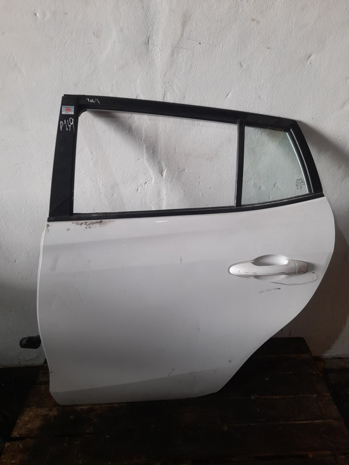 Puerta Trasera Izquierda Toyota Yaris 2024 - 7708687