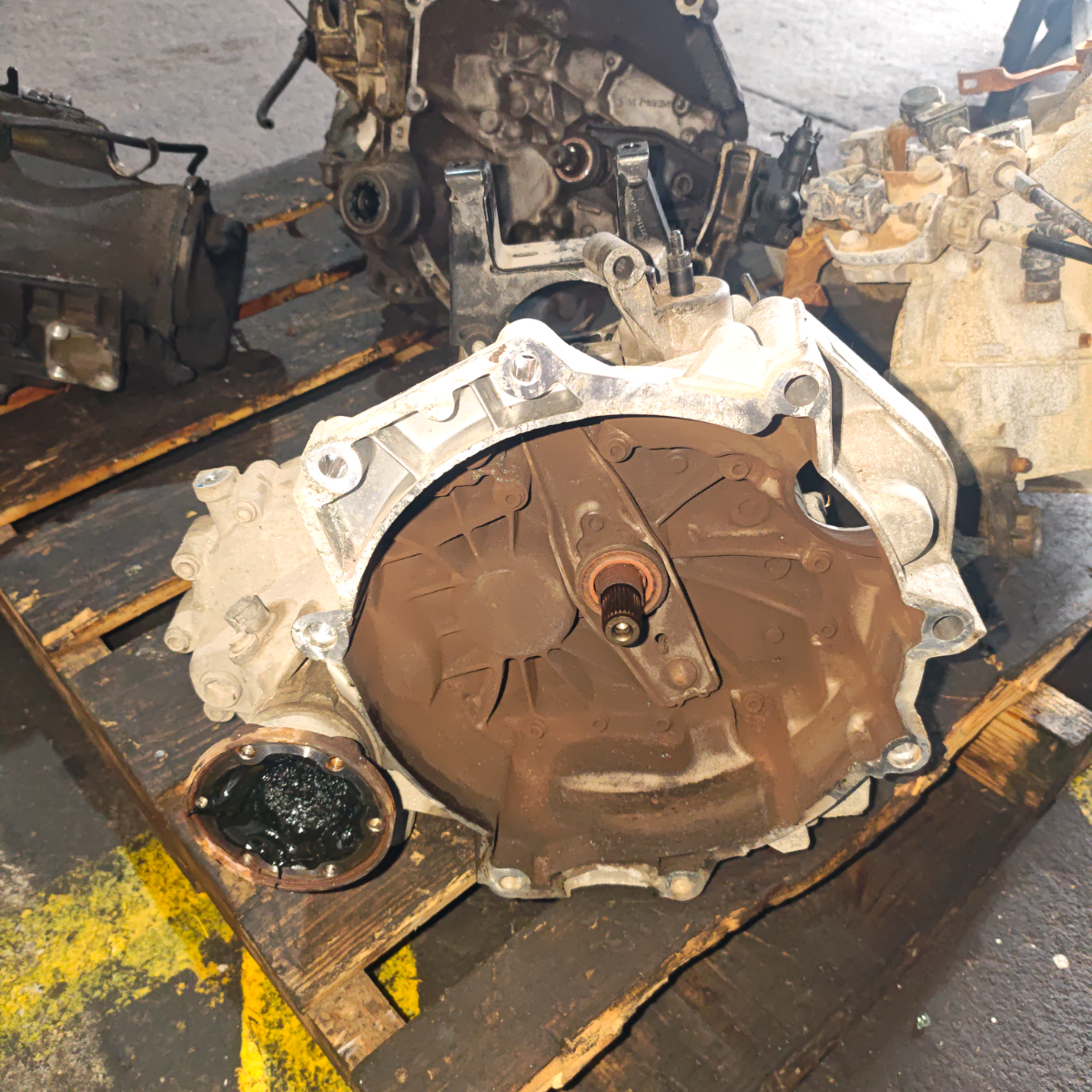 Caja De Velocidades Volkswagen Fox 2014 - 7671176